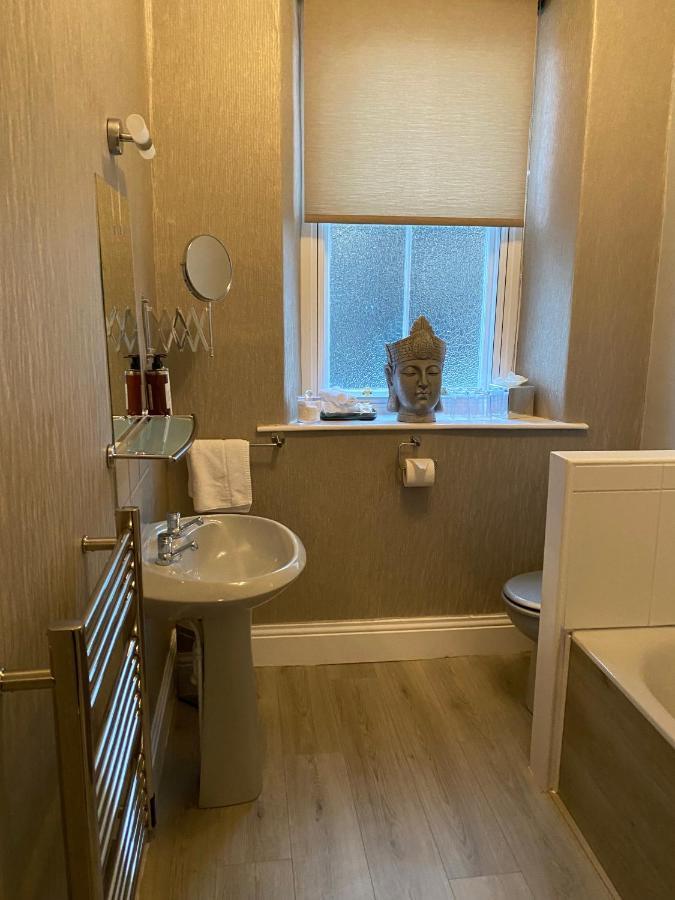Merewyke Boutique Luxury Family Apartment Sleeps 4 , Central Location Windermere Εξωτερικό φωτογραφία